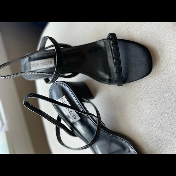 Steve Madden sandals - Picture 4 of 4